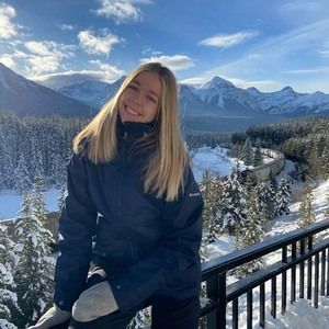 Meet your Posher, Mackenzie